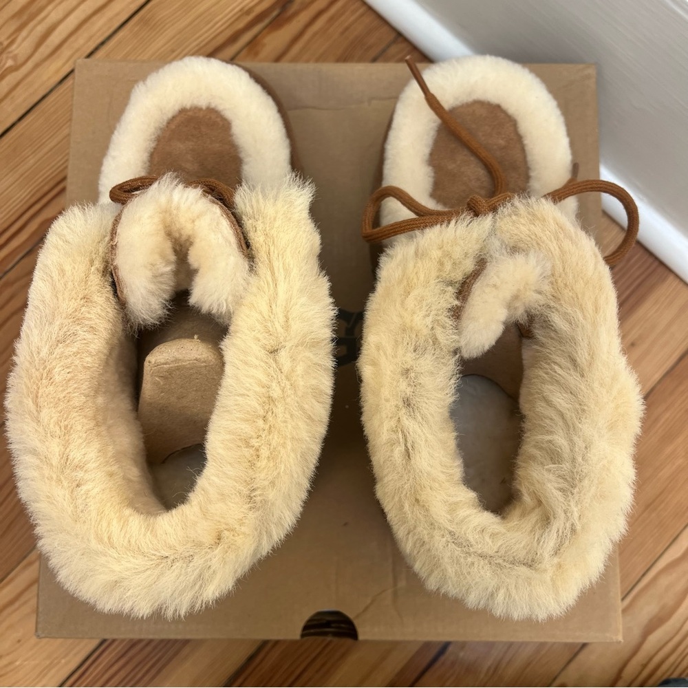 UGG high heel boots - Picture 3 of 7